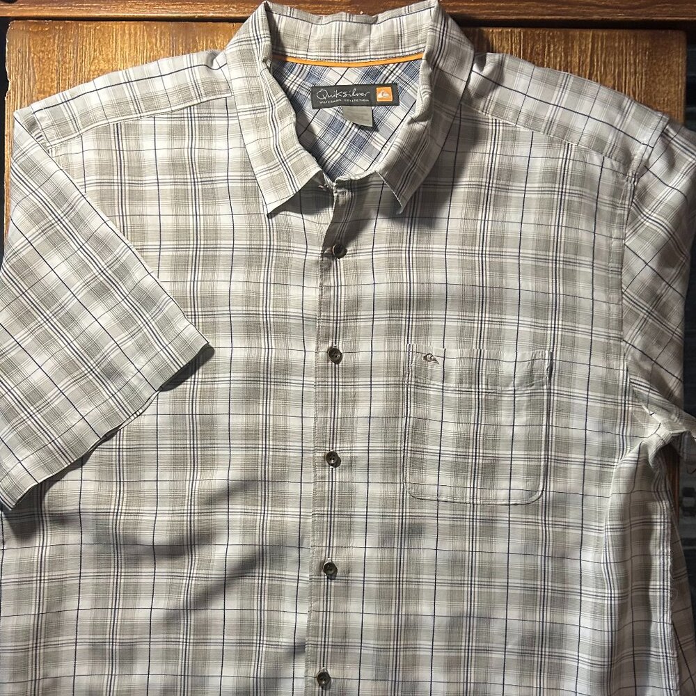 Quiksilver Waterman XL Plaid Shirt – Short Sleeve Button Up, Surf/Outdoor Casual